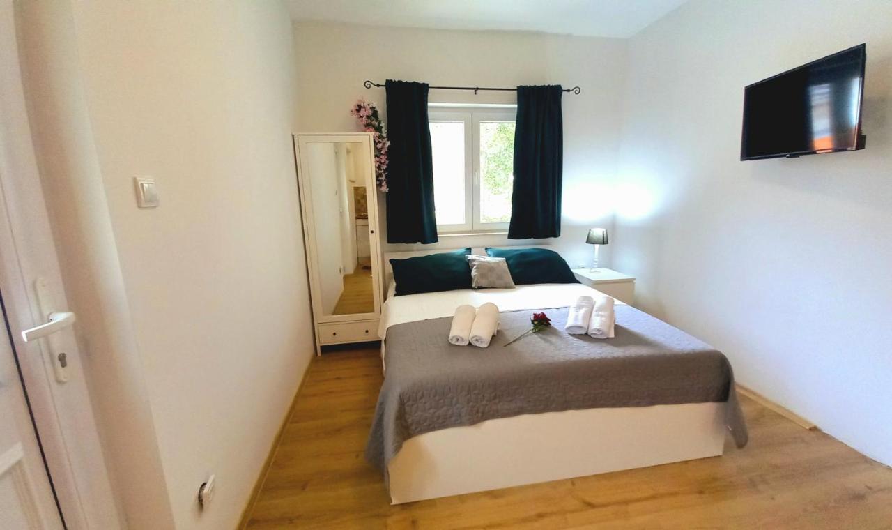 Apartmani Omrcen Baska Voda Room photo